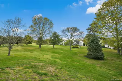 1 Ariel Drive, Middle Island, NY 11953 - Photo 23