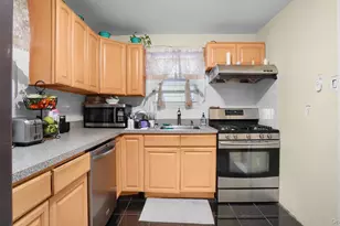 90-23 207th St, Queens Village, NY 11428 - Photo 7