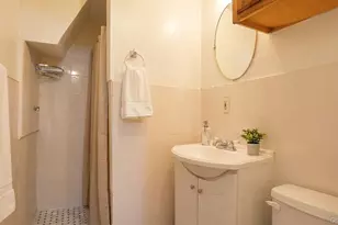 90-23 207th St, Queens Village, NY 11428 - Photo 15