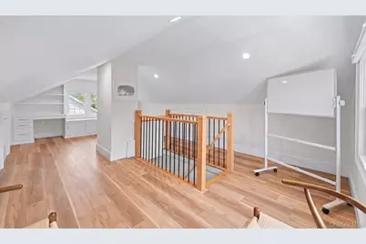 9 Hendrickson Avenue, Rockville Centre, NY 11570 - Photo 35