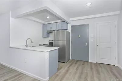 1081 Anderson, Bronx, NY 10452 - Photo 15