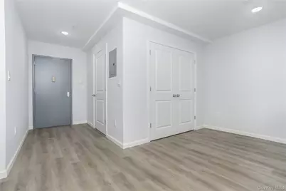 1081 Anderson, Bronx, NY 10452 - Photo 31
