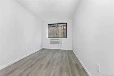 1081 Anderson, Bronx, NY 10452 - Photo 27