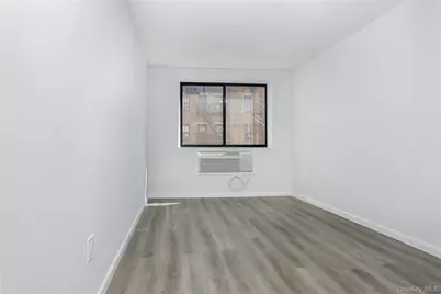1081 Anderson, Bronx, NY 10452 - Photo 19