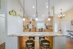 19 Ascot Pl, Coram, NY 11727 - Photo 13