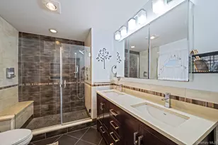 19 Ascot Pl, Coram, NY 11727 - Photo 31