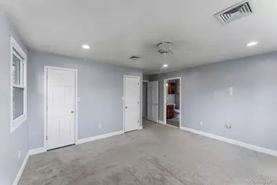 99 Norwood Avenue, Malverne, NY 11565 - Photo 21