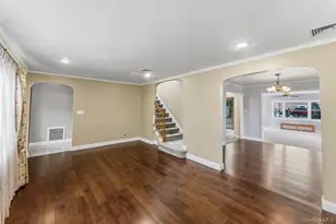 99 Norwood Ave, Malverne, NY 11565 - Photo 3