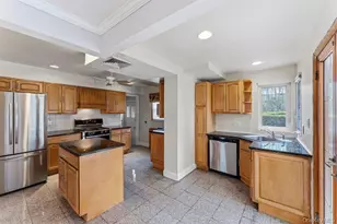 99 Norwood Ave, Malverne, NY 11565 - Photo 5