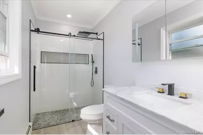 3715 Hortons Lane, Southold, NY 11971 - Photo 19