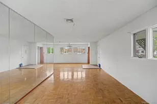 58-54 256th St, Little Neck, NY 11362 - Photo 13