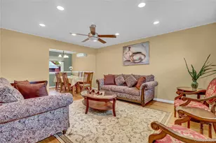 46 Stanwood Rd, New Hyde Park, NY 11040 - Photo 3