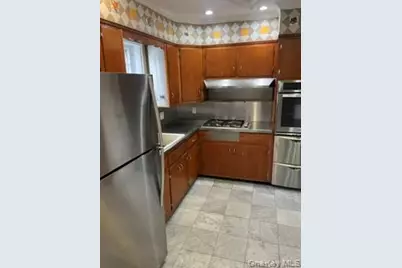 [Address not provided], Freeport, NY 11520 - Photo 3