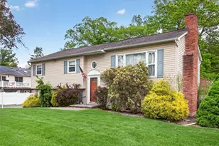 584 Babbling Brook Ln, Valley Cottage, NY 10989 - Photo 3
