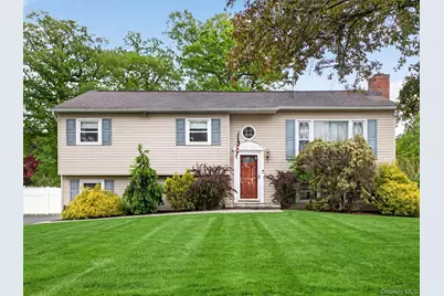 584 Babbling Brook Lane, Valley Cottage, NY 10989 - Photo 5