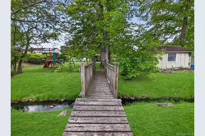584 Babbling Brook Lane, Valley Cottage, NY 10989 - Photo 47