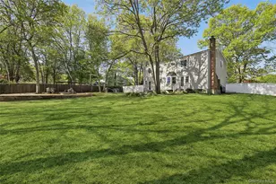 10 Todd Ct, Port Jefferson, NY 11776 - Photo 5