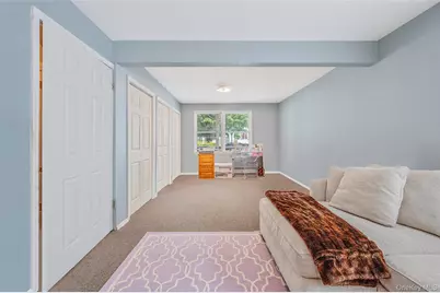 21 Audrey Avenue, Plainview, NY 11803 - Photo 19