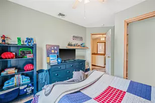 21 Audrey Ave, Plainview, NY 11803 - Photo 25