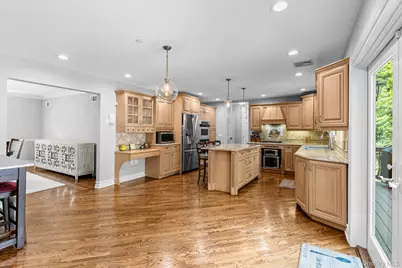 8 Drake Lane, White Plains, NY 10607 - Photo 17