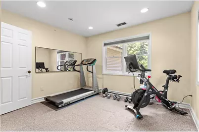 8 Drake Lane, White Plains, NY 10607 - Photo 41