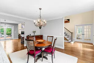 8 Drake Ln, White Plains, NY 10607 - Photo 19