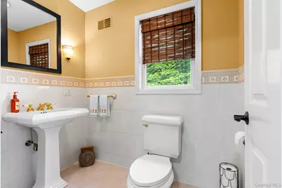 8 Drake Lane, White Plains, NY 10607 - Photo 25