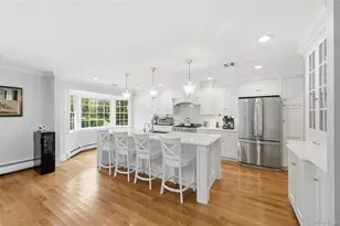 8 Brandywine Dr, Setauket, NY 11733 - Photo 11