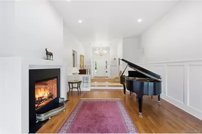 8 Brandywine Drive, Setauket, NY 11733 - Photo 7