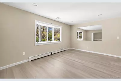 92 Dare Road, Selden, NY 11784 - Photo 9