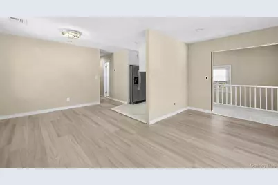 92 Dare Road, Selden, NY 11784 - Photo 5