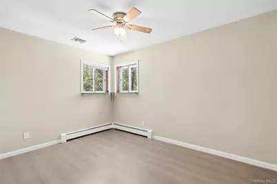92 Dare Road, Selden, NY 11784 - Photo 7