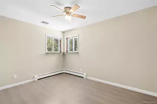 92 Dare Rd, Selden, NY 11784 - Photo 7