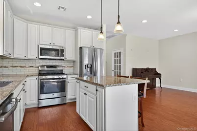 28 Cyprus Drive, Middletown, NY 10940 - Photo 13