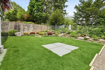 263 Madison Avenue, Port Chester, NY 10573 - Photo 23