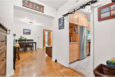 25 Shady Glen Court #2C, New Rochelle, NY 10805 - Photo 3