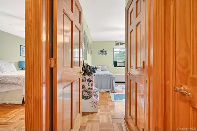 25 Shady Glen Court #2C, New Rochelle, NY 10805 - Photo 9