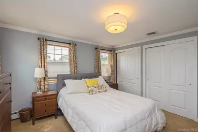 2454 4th Avenue, East Meadow, NY 11554 - Photo 19