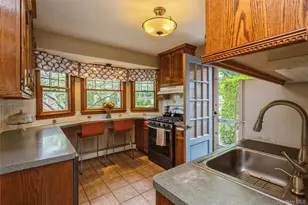 2454 4th Ave, East Meadow, NY 11554 - Photo 11