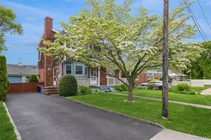 2454 4th Ave, East Meadow, NY 11554 - Photo 29