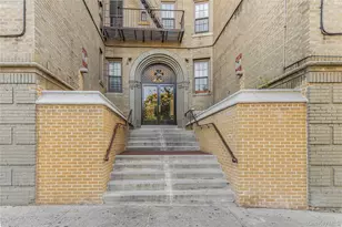 1100 Grand Concourse, Bronx, NY 10456 - Photo 17