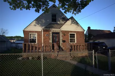 8417 264th Street, Floral Park, NY 11001 - Photo 1