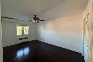 2742 Tenbroeck Ave, Bronx, NY 10469 - Photo 7