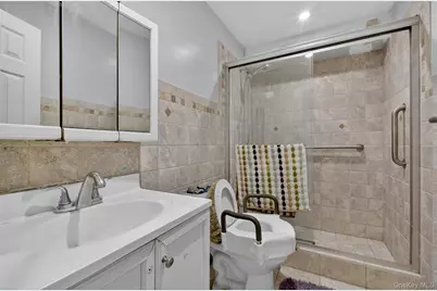 8842 87th Street, Woodhaven, NY 11421 - Photo 25