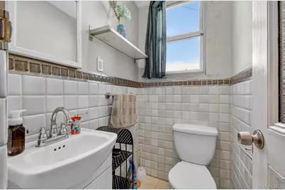 8842 87th Street, Woodhaven, NY 11421 - Photo 13
