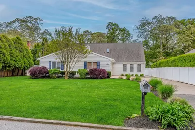 48 Westwood Drive, Shirley, NY 11967 - Photo 9