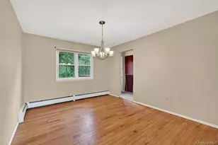 126 Rolling Meadows Rd, Middletown, NY 10940 - Photo 9