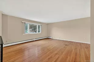 126 Rolling Meadows Rd, Middletown, NY 10940 - Photo 5