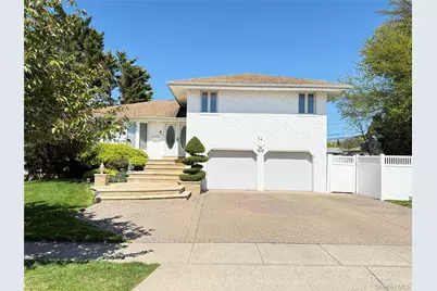14 Millpond, Jericho, NY 11753 - Photo 1