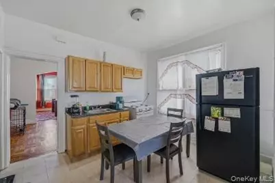 4527 Hill Avenue, Bronx, NY 10466 - Photo 17